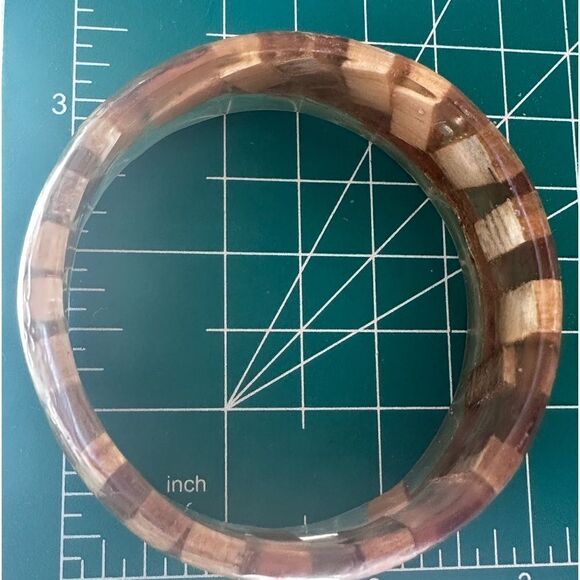 Vintage scalloped wood Dmd resin unique bangle bracelet 3” diameter - Picture 10 of 13
